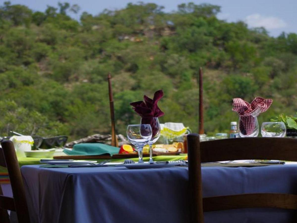 Buffalo Ridge Safari Lodge Madikwe Game Reserve